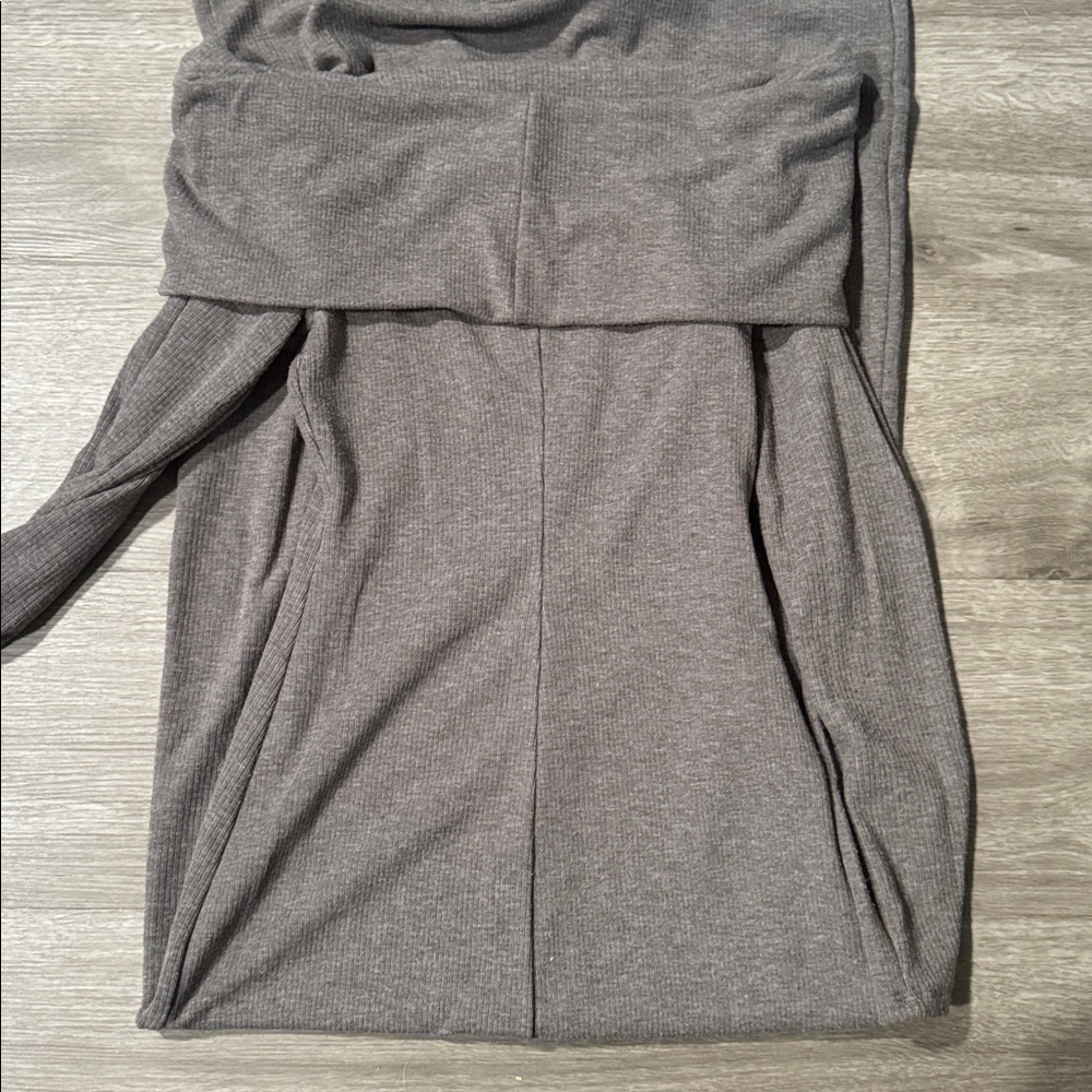 Wild Fable Off Shoulder Long Sleeve Maxi Dress - Picture 4 of 6